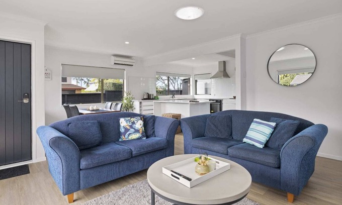 Omanu Casa | Mount Maunganui Getaway: Waitui Wonder House