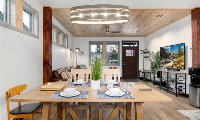 Downieville-Lawson-Dumont Casa | Mountain House Dumont: Upscale Mountain Home! Near skiing, rafting, fishing!