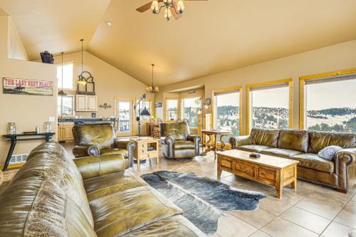 Como Casa | Mountain and Valley Views Fairplay Family Home!