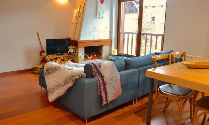Alt Aneu Apartamento | Apartamento de montaña con chimenea