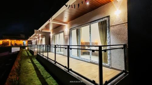 Bhilar Hotel | Mountain Berries Resort