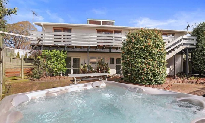 Springfield Casa | Mountain Bike Retreat | Top Location with Spa Pool