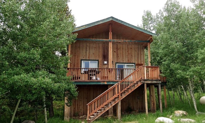 Centennial Cabina | Mountain Cabin que cuenta con varios servicios al aire libre para todas las estaciones