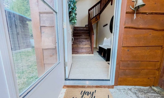 Lowman Cabina | Mountain Cabin Get Away Minutes From Hot Springs!