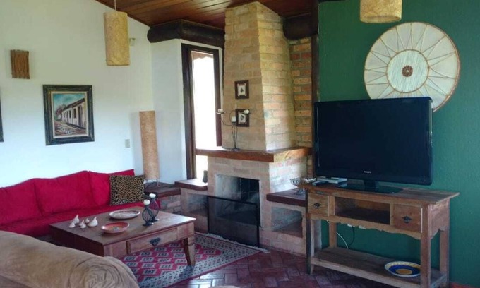 Taubate Chalet De Esquí | Chalet de montaña a 1 hora de la costa y pueblos turísticos