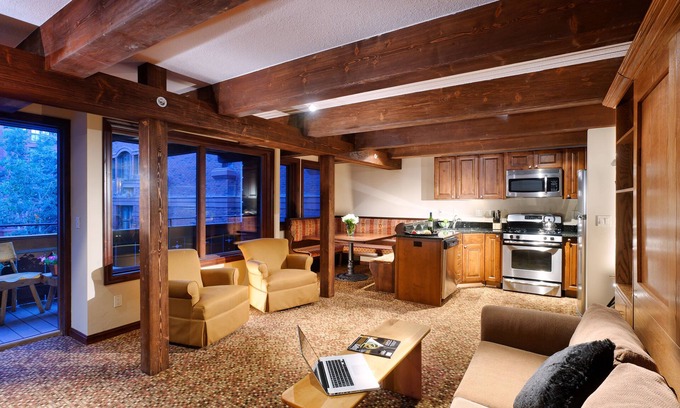 Downtown Hotel | Mountain Chalet Aspen