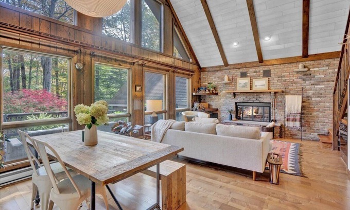 Gouldsboro Chalet De Esquí | Mountain Chalet in Pocono Resort