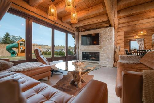 Nova Lesna Chalet De Esquí | Mountain Chalet with jacuzzi, sauna for 10 peoples