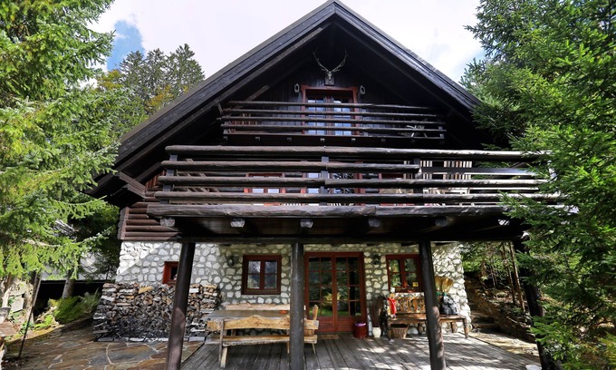 Kranjska Gora Casa | ★ Mountain Dreams★Stunning view over Lake Jasna☆Family Friendly Terrace Bikes
