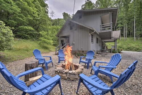 Bryson City Casa | Mountain Escape with Hiking about 5 Mi to Bryson City!