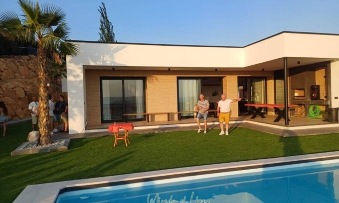Pozo Alcon Cabaña | Mountain experience with pool and BBQ in Pozo Alcón