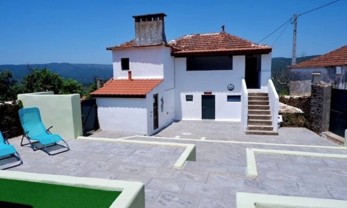 Figueiro dos Vinhos Casa | Mountain House Peaceful getaway in the mountains