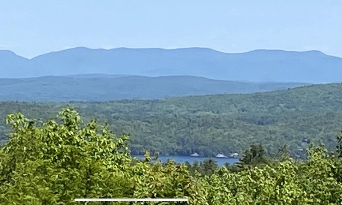 North Lake George Casa | Mountain home with beautiful views of Vermont and lake George.
