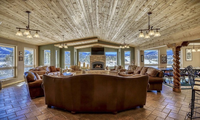Del Norte Casa | Mountain home with indoor private pool, sauna, 360-degree mountain views