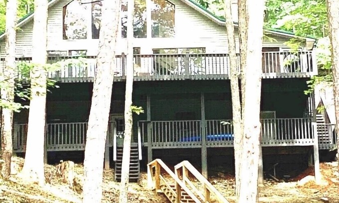 Unaka Casa | MOUNTAIN HOUSE ON THE LAKE - Lagniappe on the lake