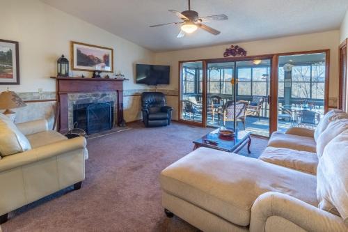 Franklin Casa | Mountain Joy