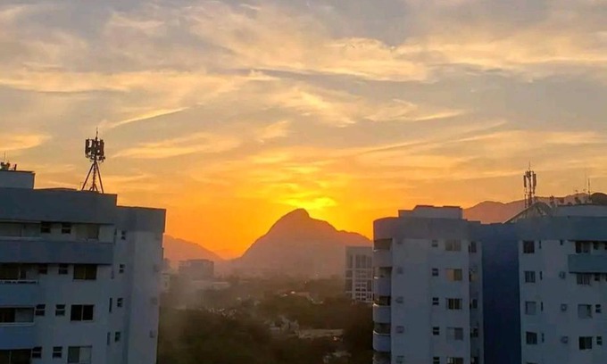 Jacarepagua Apartamento | Mountain, lake and pool view apartment