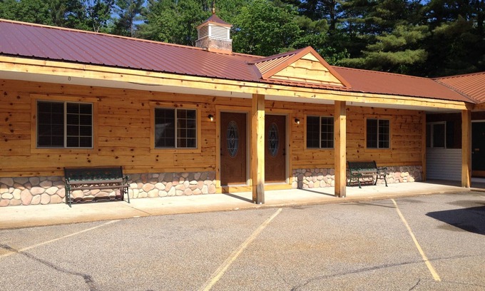 Intervale Condominio | Mountain Lodge Style Condo Suite - 5 minutos de Storyland / North Conway
