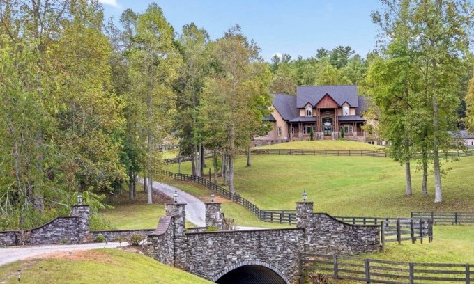 Morganton Casa | Mountain Mansion near Blue Ridge 25 acres & 14,400 SQFT