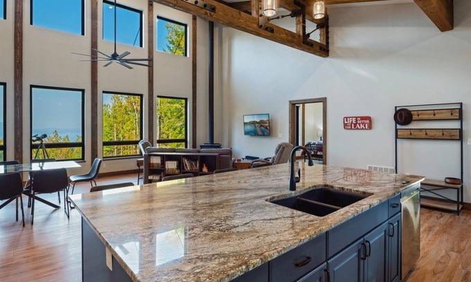 Sandpoint Casa | Mountain Modern Retreat Rd577 | 3 Bed, 2 Bath