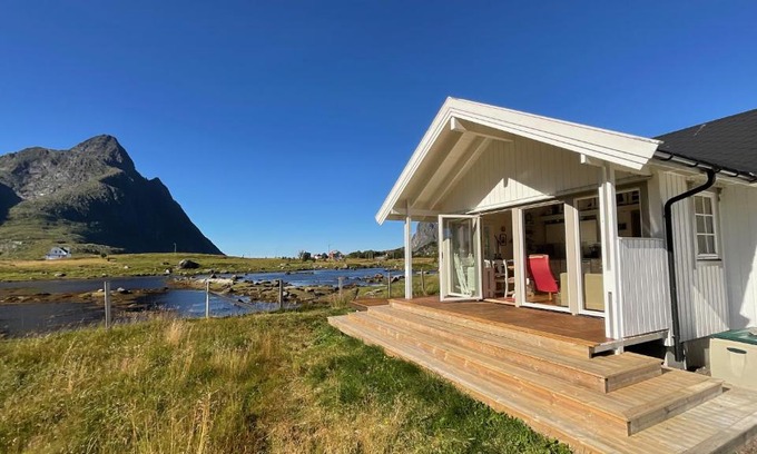 Bjrnsand Chalet De Esquí | Mountain Panorama