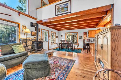 Serene Lakes Casa | Mountain Retreat Near Ski Resorts and Lake