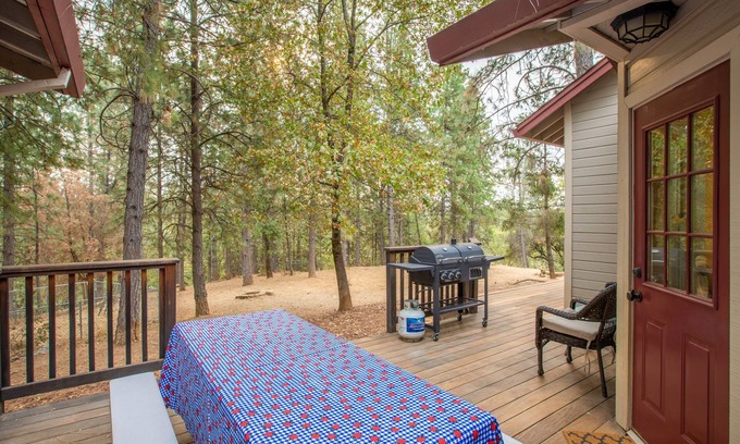 Colfax Casa | Mountain Retreat, Pool Table, Close to Skiing by RedAwning