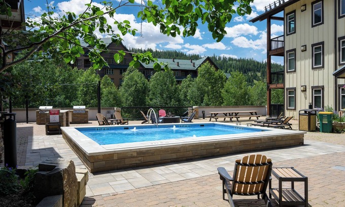 Winter Park Cabina | Mountain retreat steps to gondola w/ balcony views
