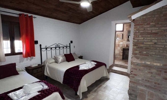 Campocamara Cabaña | Casa independiente con historia y calidad, ideal para aventuras en la Sierra de Cazorla y Castril