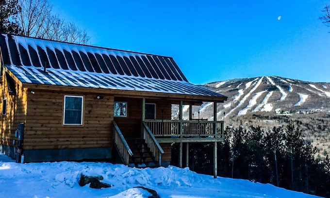 Ludlow Cabina | Nueva cabaña en la cima de la montaña con increíbles vistas de Okemo y puestas de sol