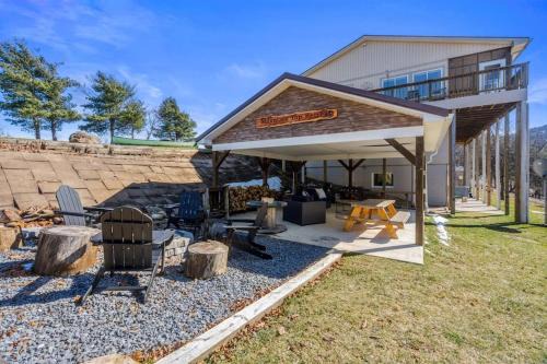 Stanley Casa | Mountain Top Retreat Shenandoah