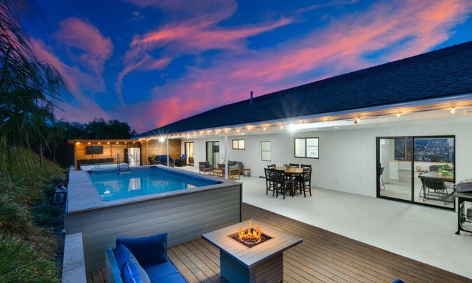 Fletcher Hills Casa | Mountain View 6BR with Pool Spa and Games
