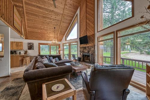Angel Fire Casa | Mountain View Cabin