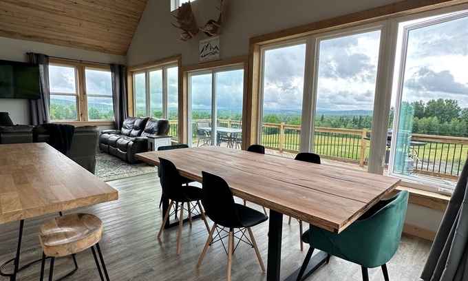 Barton Cabaña | Mountain View Cottage-Northeast Kingdom of Vermont- Close to Lake Willoughby