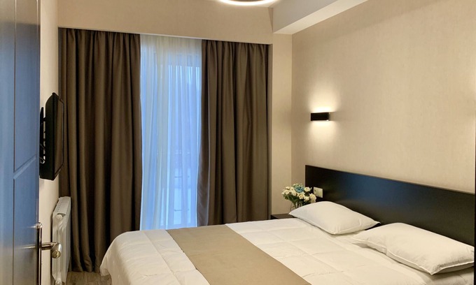 Bakuriani Apartamento | Suite de diseño de lujo con vistas a la montaña en el resort 4 * de Bakuriani