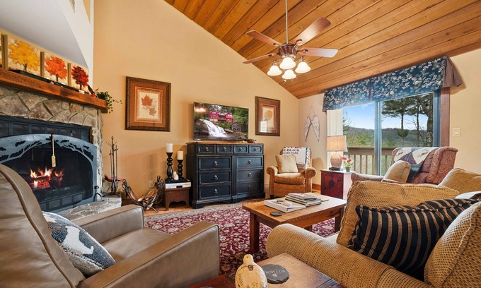 Sapphire Villa | Nivel de entrada Mountain View Emerald Crest Townhouse en Sapphire Valley Resort