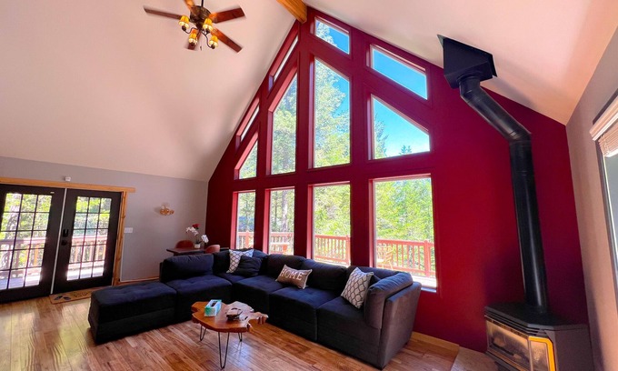 Kalispell Casa | *Mountain View* Entire Upstairs CHALET, Kalispell, MT