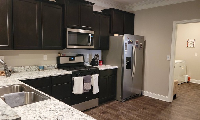 Kingston Casa | Mountain view home