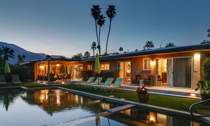 Sunmor Casa | Mountain view home with private pool, oversize spa & fire table - two dogs OK