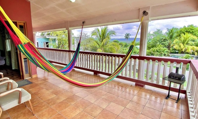 San Ignacio Casa | Mountain View In Town With King Suite (Midterm Available)