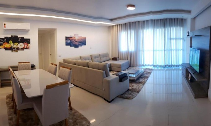 Jacarepagua Apartamento | Mountain view newly furnished luxury apartment in Reserva Jardim
