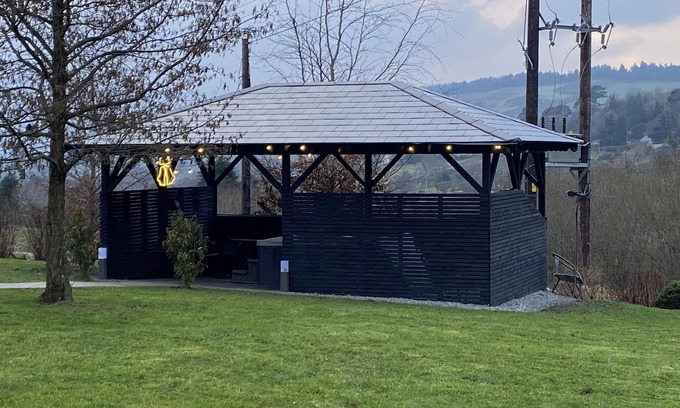 Newry Casa | Mountain View Retreat in Rostrevor With hot Tub