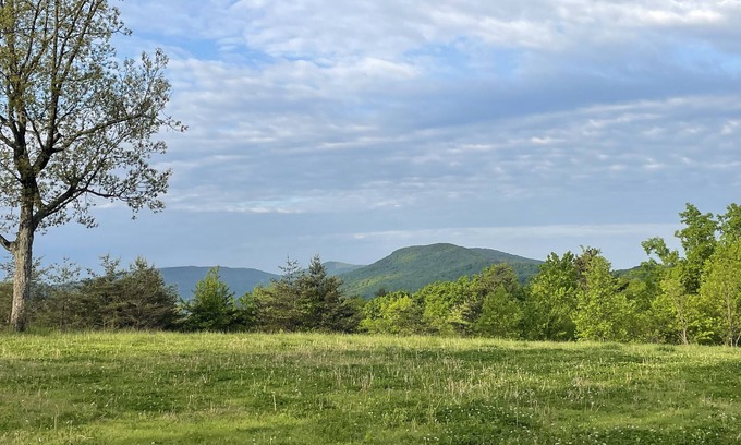Crossville - Harriman Casa | Mountain View Tiny House in Golf Capital of TN