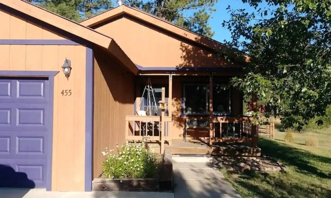 Lake Hatcher Park Casa | Mountain View Villa Across From the Lake