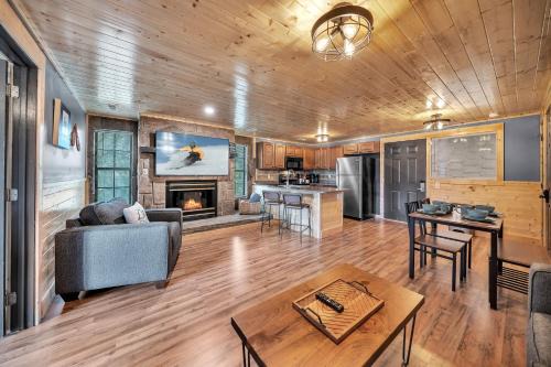 Caton Apartamento | Mountain Views at Dolly's Castle Unit 2