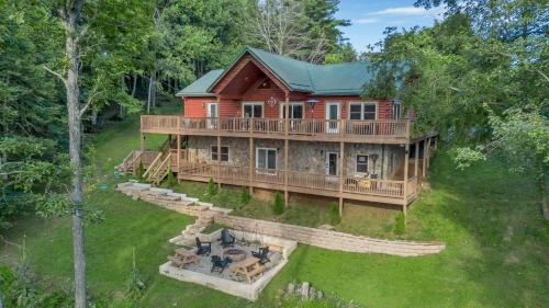 Grassy Creek Casa | Mountain Views - Firepit - Gas Fireplace - Sleeps 15
