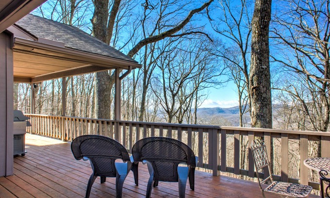 Wolf Laurel Casa | Mountain Views + Hot Tub, Game Room & 2 Kitchens | Biltmore Pass Included