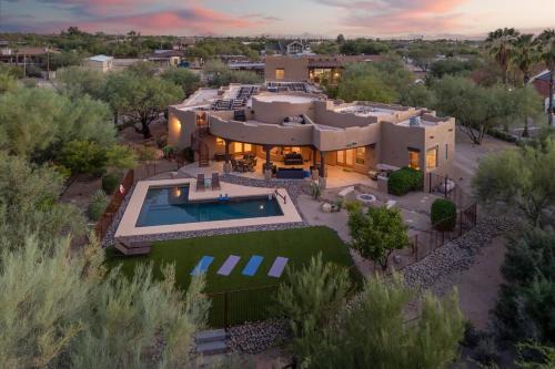 Pinnacle Peak Casa | Mountain Views - Pool - Games - YogaDeck