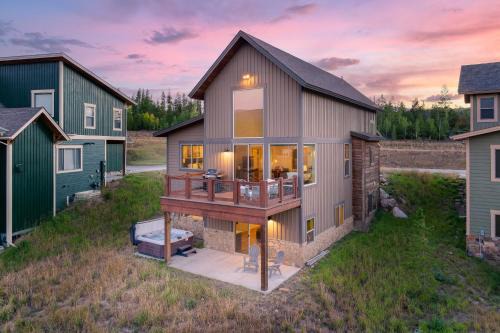 Fraser Casa | Mountain Willow at Grand Park home
