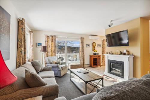 Stowe Area Casa | Mountainside Condo J201